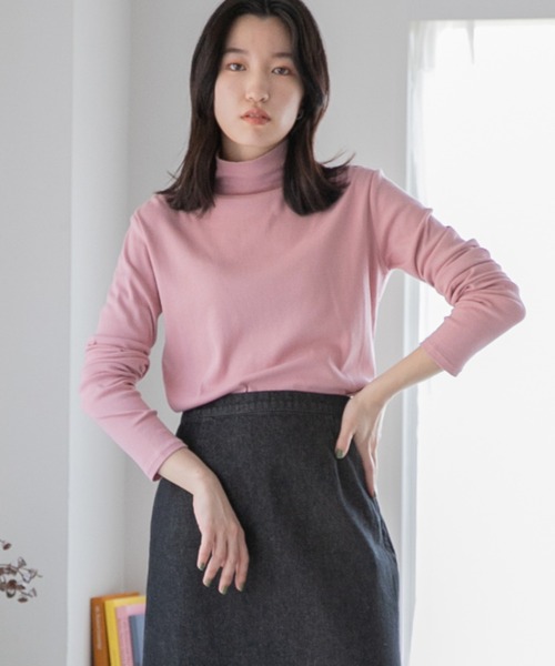 LOWRYS FARM(ローリーズファーム)の「ウォームカラータートル 229392(Tシャツ/カットソー・レディース・ホワイト/ブラック/ブラウン/グリーン/オレンジ/ピンク/ライトグリーン・FREE)」の1枚目の写真