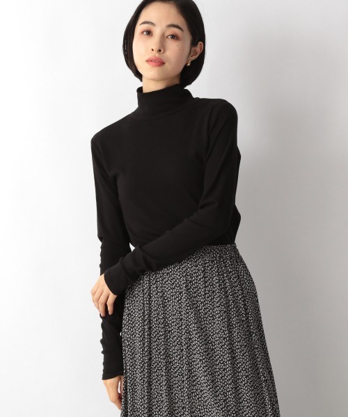 LOWRYS FARM(ローリーズファーム)の「ウォームカラータートル 229392(Tシャツ/カットソー・レディース・ホワイト/ブラック/ブラウン/グリーン/オレンジ/ピンク/ライトグリーン・FREE)」の3枚目の写真