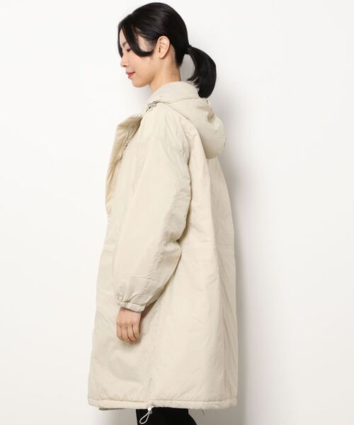 FREE'S MART（フリーズマート）の「中綿フードロングマウンテンパーカー（マウンテンパーカー・レディース・ブラック/ベージュ/ホワイト・FREE）」の4枚目の写真