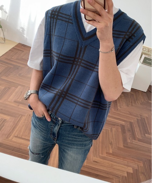 ASCLO（エジュクロ）の「ASCLO オーバーサイズチェックVネックベスト（ベスト・メンズ・ブラック/ベージュ/スカイブルー・FREE）」の15枚目の写真