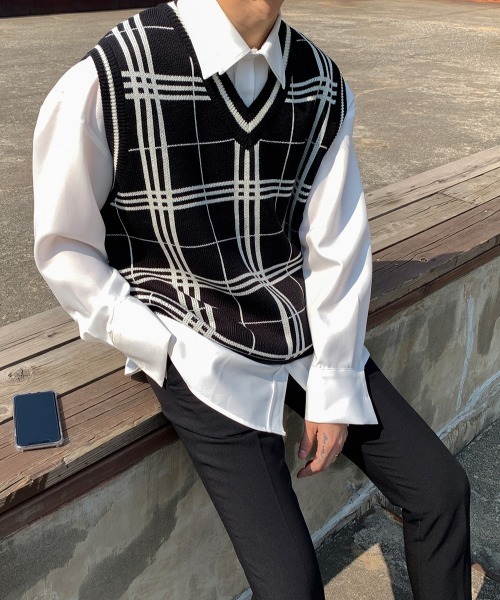 ASCLO（エジュクロ）の「ASCLO オーバーサイズチェックVネックベスト（ベスト・メンズ・ブラック/ベージュ/スカイブルー・FREE）」の16枚目の写真
