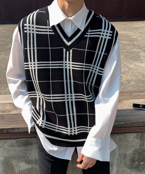ASCLO（エジュクロ）の「ASCLO オーバーサイズチェックVネックベスト（ベスト・メンズ・ブラック/ベージュ/スカイブルー・FREE）」の4枚目の写真
