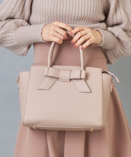 tocco closet(トッコ クローゼット)の「ショルダー付きフロントリボン2WAYハンドバッグ(ハンドバッグ・レディース・モカ/ピンク系その他/グレイッシュベージュ・FREE)」の1枚目の写真