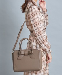 tocco closet | ショルダー付きフロントリボン２ＷＡＹハンドバッグ(ハンドバッグ)