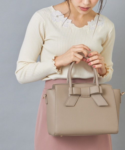 tocco closet(トッコ クローゼット)の「ショルダー付きフロントリボン2WAYハンドバッグ(ハンドバッグ・レディース・モカ/ピンク系その他/グレイッシュベージュ・FREE)」の7枚目の写真