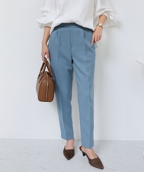 andme（アンドミー）の「ツイルハイウエストセンタープレステーパードパンツ（スラックス・レディース・ベージュ系その他3/ネイビー/ダークカーキ/ブラック/オフホワイト/グリーン系その他/モカ/ピンク/グレイッシュベージュ/ブルー系その他・M/L/S）」の10枚目の写真