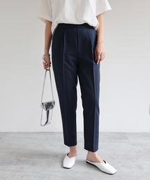 ハイウエストセンタープレステーパードパンツ