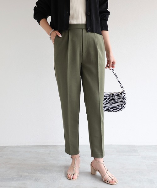 andme（アンドミー）の「ツイルハイウエストセンタープレステーパードパンツ（スラックス・レディース・ベージュ系その他3/ネイビー/ダークカーキ/ブラック/オフホワイト/グリーン系その他/モカ/ピンク/グレイッシュベージュ/ブルー系その他・M/L/S）」の8枚目の写真