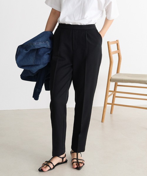 andme（アンドミー）の「ツイルハイウエストセンタープレステーパードパンツ（スラックス・レディース・ベージュ系その他3/ネイビー/ダークカーキ/ブラック/オフホワイト/グリーン系その他/モカ/ピンク/グレイッシュベージュ/ブルー系その他・M/L/S）」の12枚目の写真