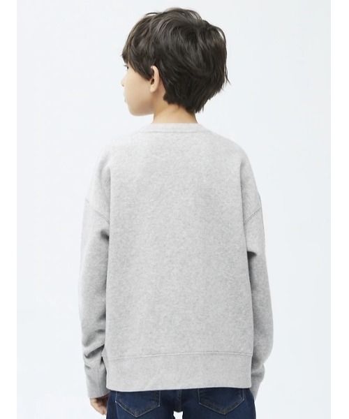 GAP（ギャップ）の「オーバーサイズ GAPロゴ クルーネック (キッズ)（スウェット・キッズ・ブラック/グレー/イエロー・S/M/L/XL/XS/XXL）」の7枚目の写真
