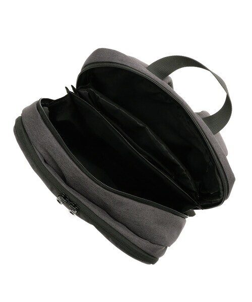 BASECONTROL（ベースコントロール）の「◆ボックス型 薄マチ スリムバックパック 撥水素材使用（バックパック/リュック・レディース・ブラック/ダークグレー・99）」の6枚目の写真