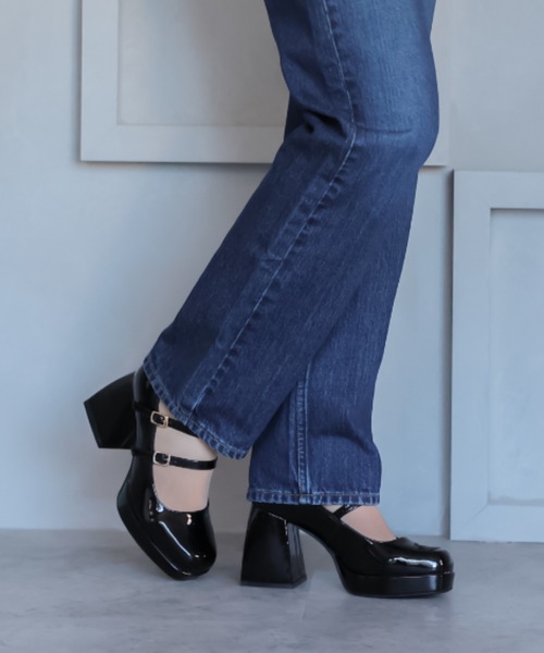VIVIAN(ヴィヴィアン)の「厚底プラットフォームダブルストラップパンプス ZOZOTOWN+オフィシャルサイト限定商品(パンプス・レディース・ホワイト/ブラック系その他・S/M/L)」の22枚目の写真