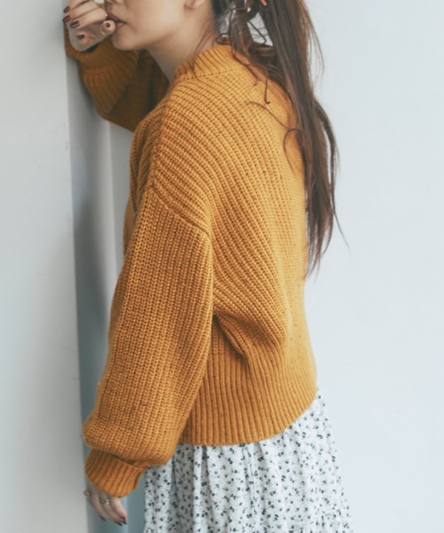 and R（アンドアール）の「ネップヤーンカーディガン（カーディガン/ボレロ・レディース・レッド/マスタード・FREE）」の8枚目の写真