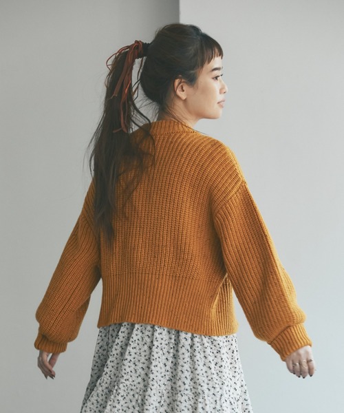 and R（アンドアール）の「ネップヤーンカーディガン（カーディガン/ボレロ・レディース・レッド/マスタード・FREE）」の11枚目の写真