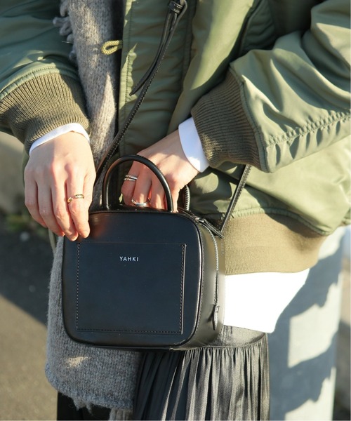 YAHKI（ヤーキ）の「【YAHKI /ヤーキ】W FACE SQUARE SHOULDERBAG：ショルダーバッグ（ショルダーバッグ・レディース・ホワイト/ブラック・FREE）」の21枚目の写真