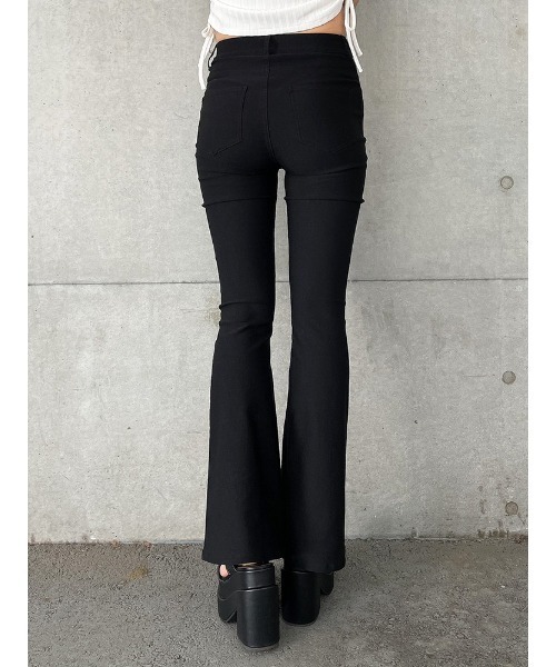 ENVYM（アンビー）の「フレアカラージェギンス（その他パンツ・レディース・ブラック・S/M）」の13枚目の写真