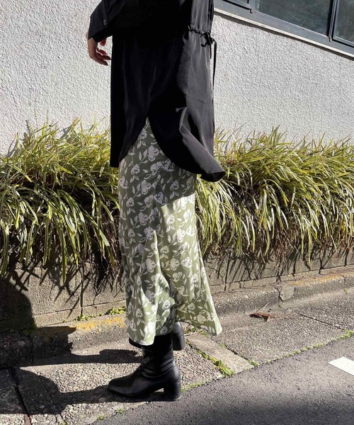 ＪＵＧＬＡＮＳ（ユグランス）の「☆ レトロな風合い。配色パイピング花柄マーメイドスカート　25136（スカート・レディース・グリーン/イエロー/ブラック・FREE）」の21枚目の写真