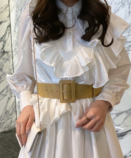 EIMY ISTOIRE（エイミーイストワール）の「スクエアバックルカラーベルト（ベルト・レディース・ブラック/アイボリー/グリーン/ブラウン/イエロー/ピンク・FREE）」の5枚目の写真