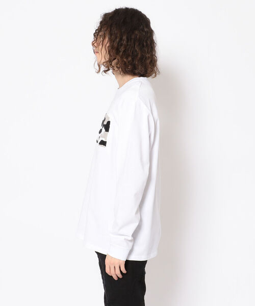 qwerty(クワーティ)の「QWERTY (クワーティ)Chenille Embroidery LS TEE(Tシャツ/カットソー・メンズ・ホワイト/ブラック・MEDIUM/X-LARGE/LARGE)」の11枚目の写真