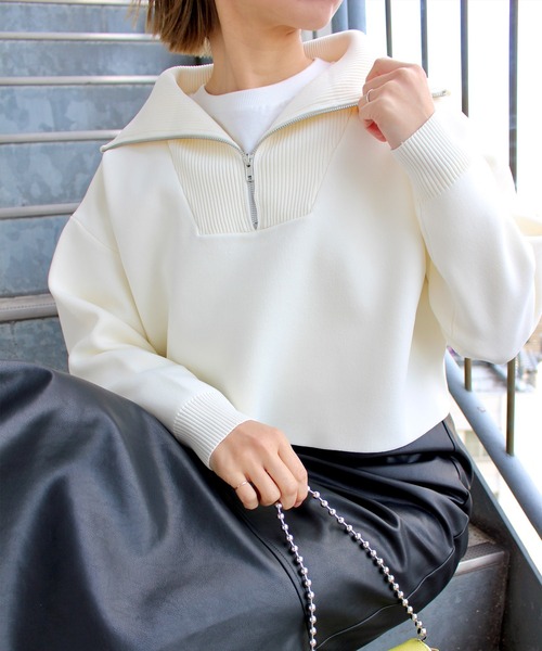 MLI'A(エムリア)の「ハーフZIPショート丈プルオーバー(ニット/セーター・レディース・ブラック/ピンク/アイボリー/サックスブルー系1/グリーン・M)」の2枚目の写真