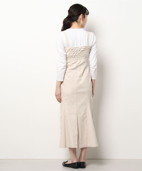 ADIRA（アディラ）の「ツイルマーメイドキャミジャンスカ（ジャンパースカート・レディース・アイボリー/ベージュ・MEDIUM）」の18枚目の写真