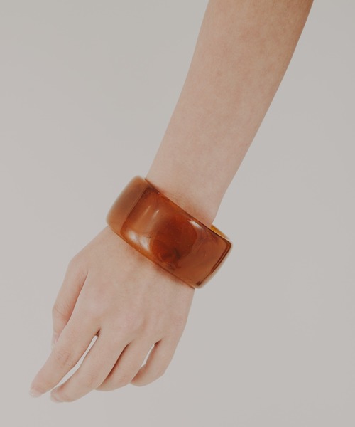 COLOR TOKYO ACCESSORIES（カラートウキョウアクセサリー）の「ぷっくりアクリルワイドバングル（バングル/リストバンド・レディース・ホワイト/ブラック/ブラウン/クリア・FREE）」の20枚目の写真