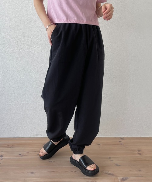 wee9s（ウィークス）の「ATSUZOKO rubber sandals / 厚底ラバーサンダル（サンダル・レディース・ブラック・22.5cm/23cm/23.5cm/24cm/24.5cm/25cm）」の14枚目の写真