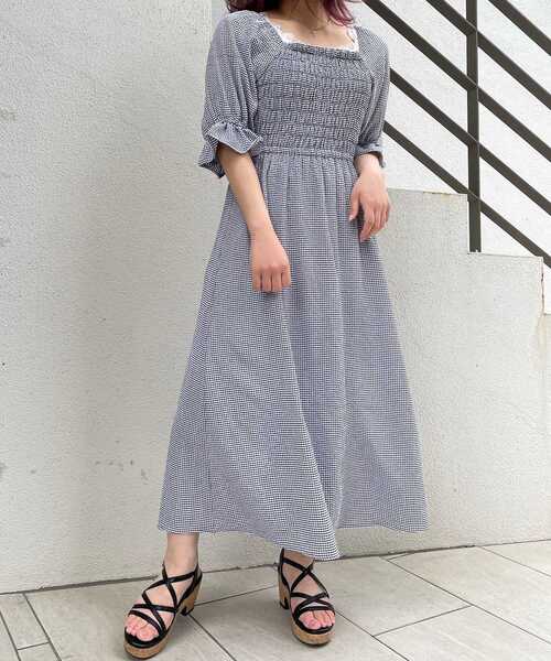 MAJESTIC LEGON（マジェスティックレゴン）の「トキメキパターンシャーリングワンピ（ワンピース・レディース・ブラック系その他/パープル系その他/ホワイト系その他2・MEDIUM）」の3枚目の写真