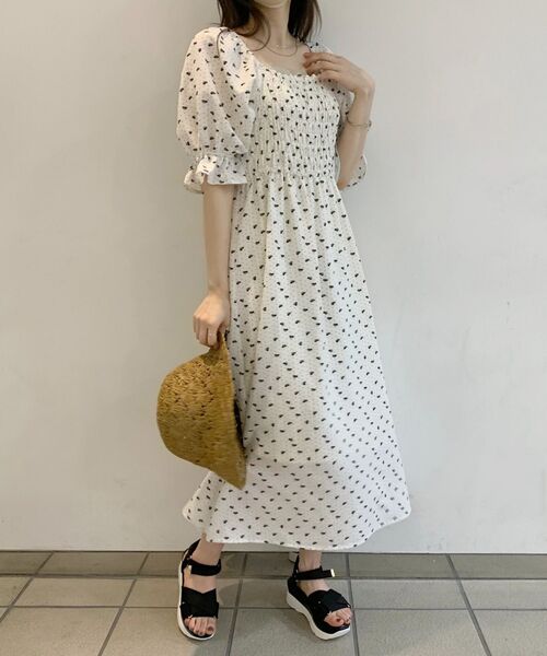 MAJESTIC LEGON（マジェスティックレゴン）の「トキメキパターンシャーリングワンピ（ワンピース・レディース・ブラック系その他/パープル系その他/ホワイト系その他2・MEDIUM）」の7枚目の写真