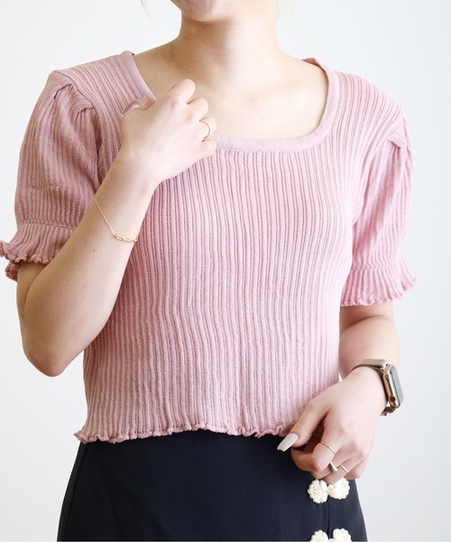 ibeul_（イベール）の「スクエアネックコンパクトソフトニットトップス（Tシャツ/カットソー・レディース・ホワイト/ブラック/ベージュ/ピンク・FREE）」の5枚目の写真