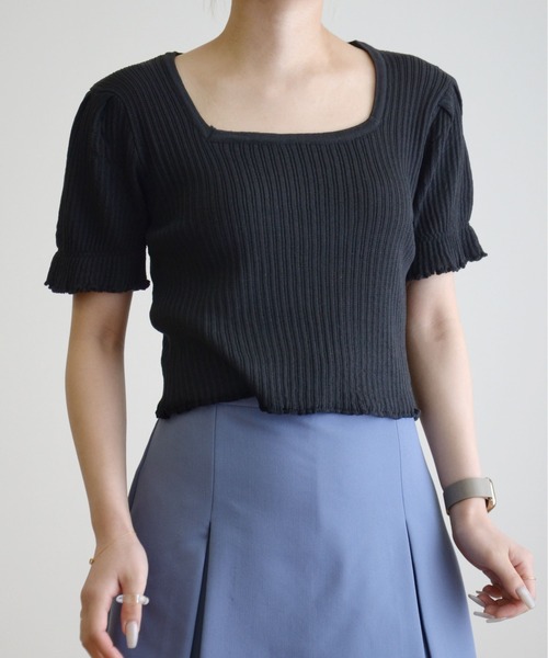 ibeul_（イベール）の「スクエアネックコンパクトソフトニットトップス（Tシャツ/カットソー・レディース・ホワイト/ブラック/ベージュ/ピンク・FREE）」の9枚目の写真