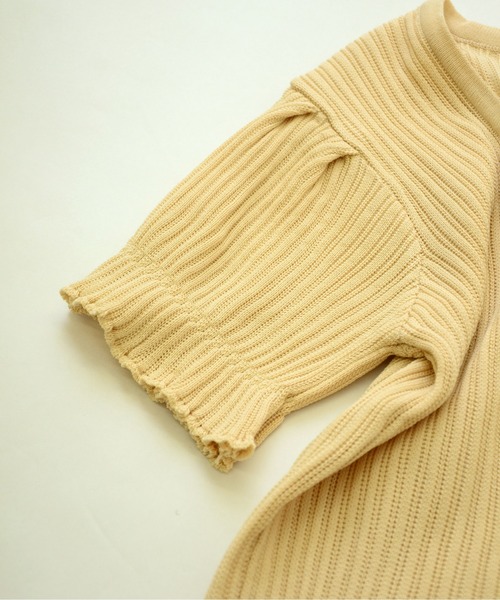 ibeul_（イベール）の「スクエアネックコンパクトソフトニットトップス（Tシャツ/カットソー・レディース・ホワイト/ブラック/ベージュ/ピンク・FREE）」の21枚目の写真