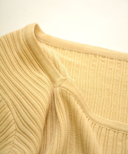 ibeul_（イベール）の「スクエアネックコンパクトソフトニットトップス（Tシャツ/カットソー・レディース・ホワイト/ブラック/ベージュ/ピンク・FREE）」の20枚目の写真