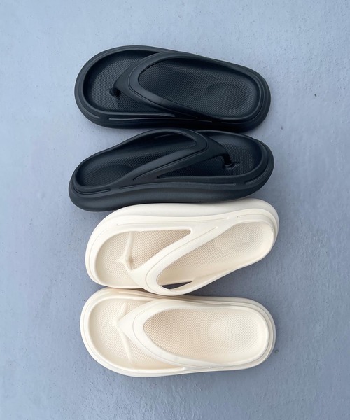 wee9s(ウィークス)の「airy chubby sandals / まるで素足!驚くほど軽いEVA素材!エアリーチャビーサンダル,ビーサン(サンダル・レディース・ブラック/パープル/オレンジ/アイボリー・S/M/L)」の20枚目の写真