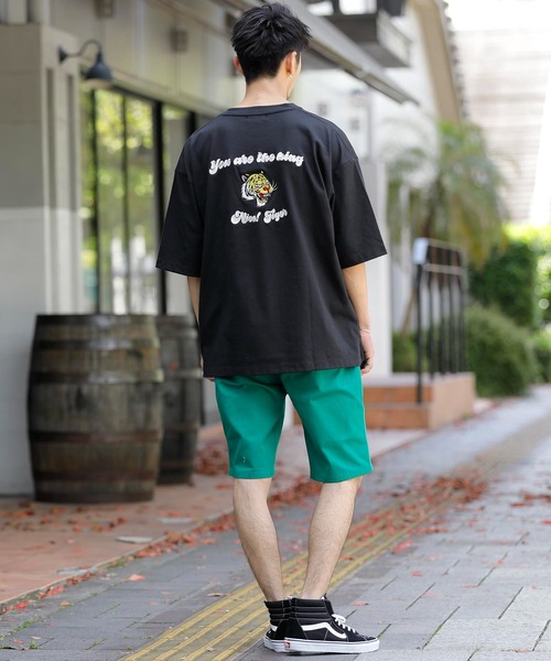 Beno(ビーノ)の「バック刺繍 オーバーサイズ スーベニアTEE TIGER(Tシャツ/カットソー・メンズ・グリーン/ロイヤルブルー/サックスブルー/ブラック/オフホワイト・M/L/LL)」の7枚目の写真