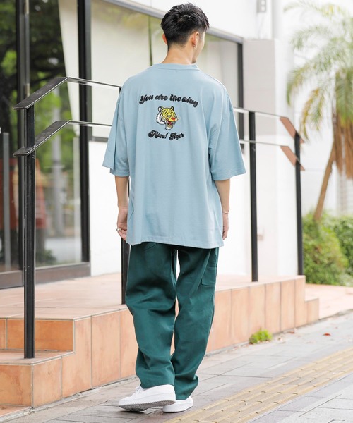 Beno(ビーノ)の「バック刺繍 オーバーサイズ スーベニアTEE TIGER(Tシャツ/カットソー・メンズ・グリーン/ロイヤルブルー/サックスブルー/ブラック/オフホワイト・M/L/LL)」の17枚目の写真
