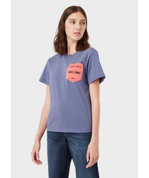EMPORIO ARMANI(エンポリオアルマーニ)の「【エンポリオ アルマーニ】Tシャツ ジャージー製 エンボスエンブレムパッチ(Tシャツ/カットソー・レディース・ホワイト系その他/ブルー系・X-SMALL/SMALL)」の3枚目の写真