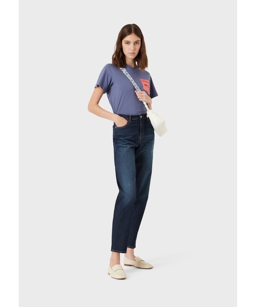 EMPORIO ARMANI(エンポリオアルマーニ)の「【エンポリオ アルマーニ】Tシャツ ジャージー製 エンボスエンブレムパッチ(Tシャツ/カットソー・レディース・ホワイト系その他/ブルー系・X-SMALL/SMALL)」の6枚目の写真