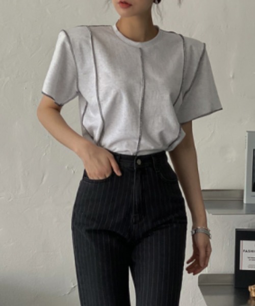 MANGROVE（マングローブ）の「アウトステッチデザインTEE（Tシャツ/カットソー・レディース・ライトグレー/ブラック・FREE）」の5枚目の写真