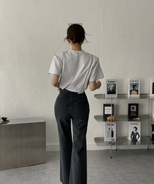 MANGROVE（マングローブ）の「アウトステッチデザインTEE（Tシャツ/カットソー・レディース・ライトグレー/ブラック・FREE）」の4枚目の写真