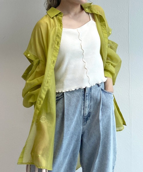 w closet（ダブルクローゼット）の「【2WAY】ショルダースリットシアーシャツ（シャツ/ブラウス・レディース・ライム/アイボリー/ラベンダー/パープル/ブラウン/スモークピンク・FREE）」の15枚目の写真