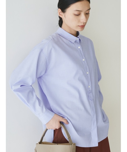 human woman(ヒューマンウーマン)の「◆ベーシックロングシャツ(シャツ/ブラウス・レディース・ホワイト/ブルー/ブルー系その他・SMALL/MEDIUM)」の2枚目の写真