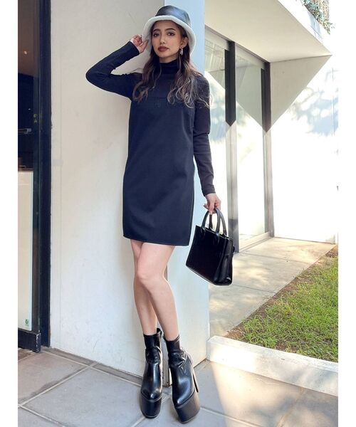 GYDA(ジェイダ)の「スクエアバックオープンミニワンピース(ワンピース・レディース・アイボリー/ブラック・FREE)」の10枚目の写真