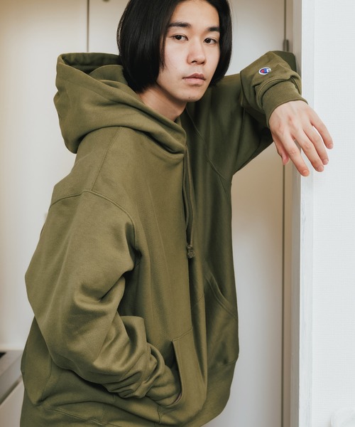 Champion（チャンピオン）の「champion/チャンピオン 12oz リバースウィーブ/REVERSE WEAVE ビッグシルエット プルオーバーパーカー フーディ ユニセックス（パーカー・メンズ・ネイビー/シルバーグレー/ブラック/サンドベージュ/ブルー/ストーン/オリーブ/ホワイト/ケリーグリーン/ヘザーチャコール/グレー・M/S/L/XL）」の7枚目の写真