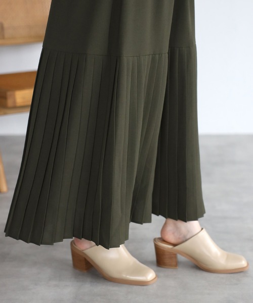EASEBLUE（イーズブルー）の「裾プリーツスカート（スカート・レディース・カーキ/ピンク/アイボリー・FREE）」の11枚目の写真