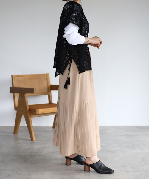 EASEBLUE（イーズブルー）の「裾プリーツスカート（スカート・レディース・カーキ/ピンク/アイボリー・FREE）」の13枚目の写真