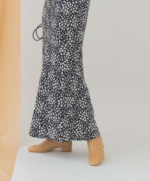 RODE SKO（ロデスコ）の「バックファスナーショートブーツ（ブーツ・レディース・ブラック/ホワイト/ベージュ/グリーン系その他・38/37/36）」の9枚目の写真