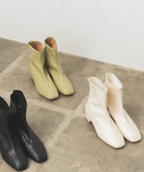 RODE SKO（ロデスコ）の「バックファスナーショートブーツ（ブーツ・レディース・ブラック/ホワイト/ベージュ/グリーン系その他・38/37/36）」の18枚目の写真