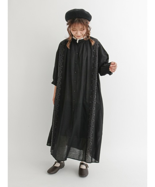 Samansa Mos2（サマンサ モスモス）の「刺繍ワンピース（ワンピース・レディース・ブラック/ベージュ/ブラウン・ﾌﾘ-）」の2枚目の写真