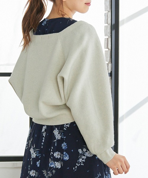 12Twelve Agenda（トゥエルブ　アジェンダ）の「Vネック多釦ドルマンクロップドニットカーディガン（カーディガン/ボレロ・レディース・グリーン/ライトグレー・M）」の8枚目の写真